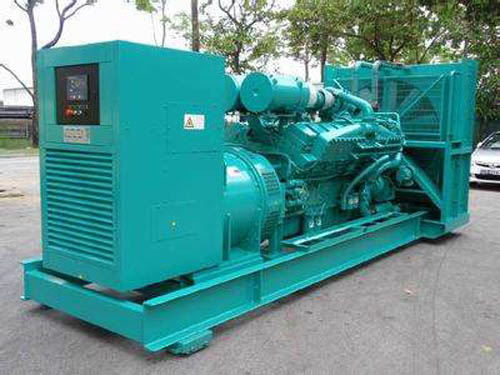 前锋如何选择适合 100KW 发电机的电缆长度?