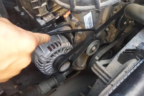 前锋转速传感器的工作原理是什么？
